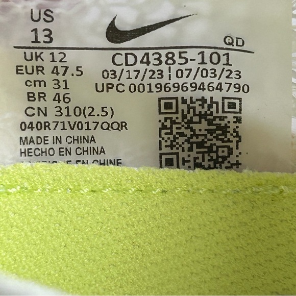 NEW Nike Air Zoom Victory Track Field Spikes cd4385-101 Mens Size 8.5 13 14 - Picture 11 of 13